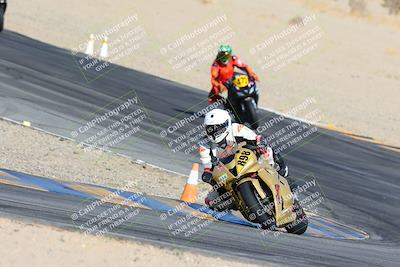 media/Jan-12-2025-CVMA (Sun) [[be1d2b16e3]]/Race 3-Amateur Supersport Middleweight/